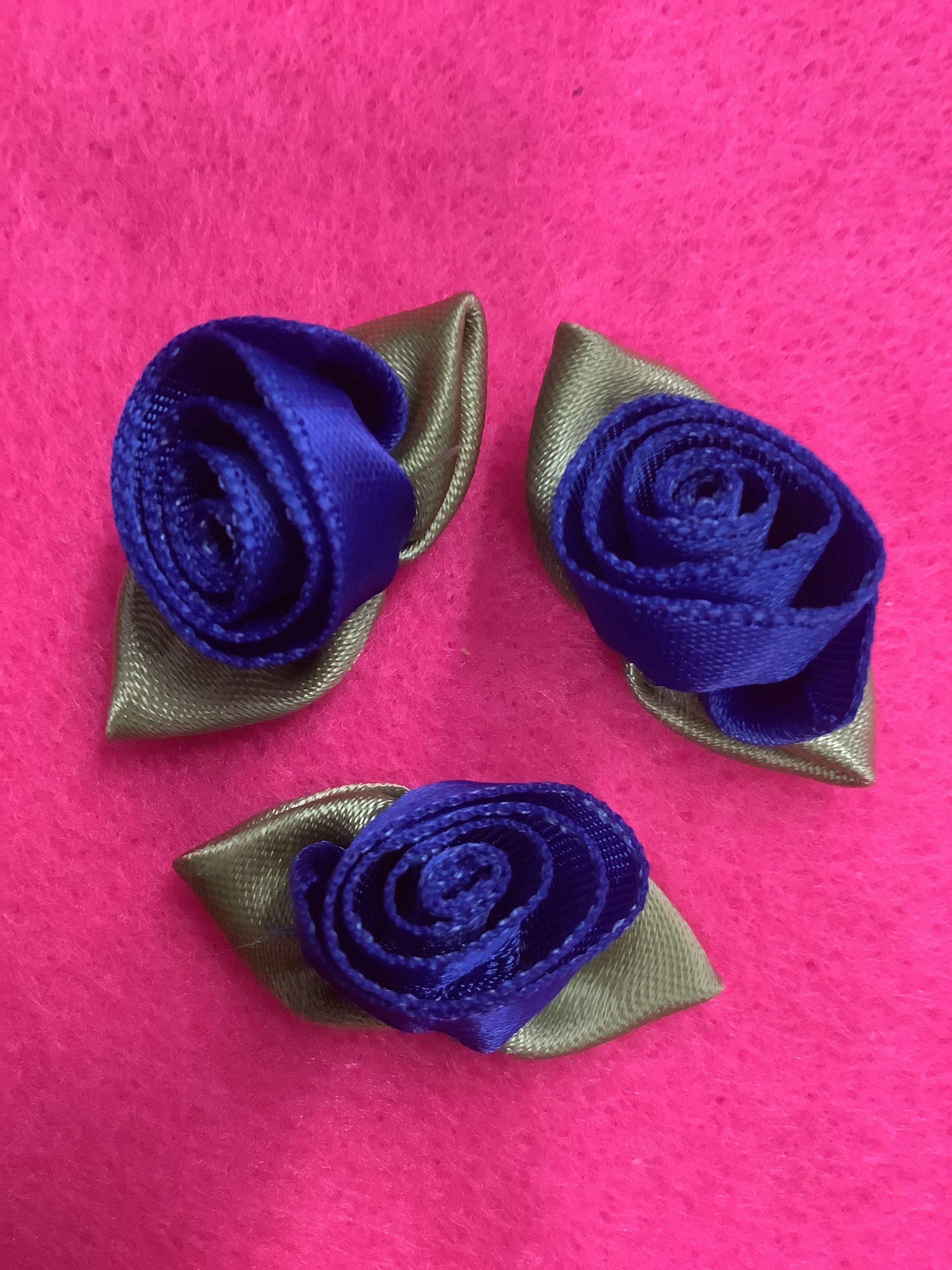 Royal Blue Ribbon Flower with Green Leaves (RF42) - The Dropped Stitch