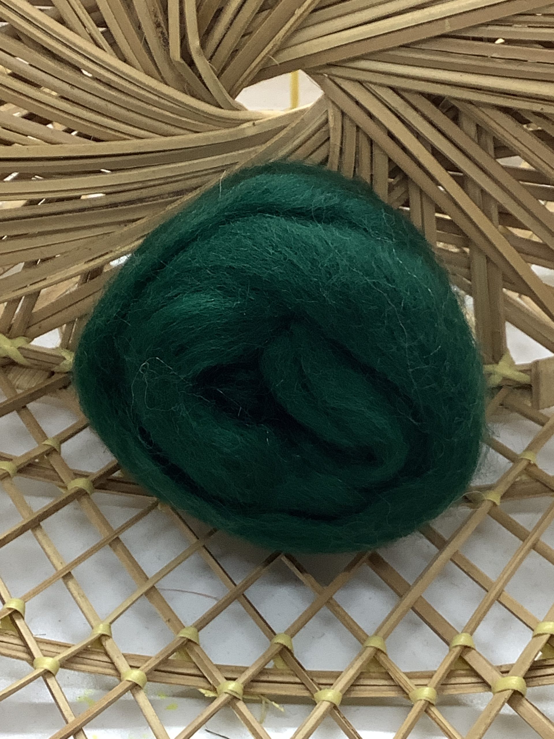 Needle Felting Yarn Wool and Mixed Fibres Bottle Green 50g (28) The